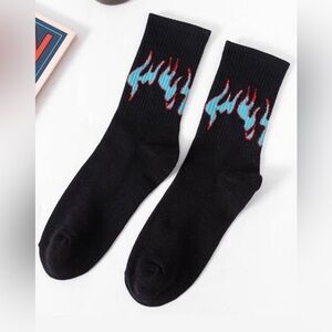Men Fire Pattern Crew Socks 510